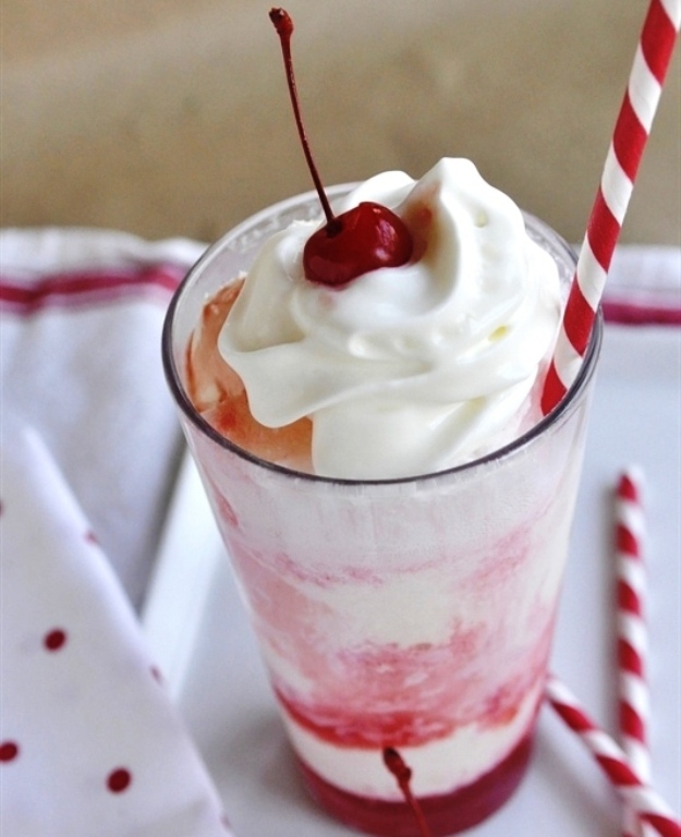 Vanilla-cherry-chocolate-cherry-ice-cream-floats