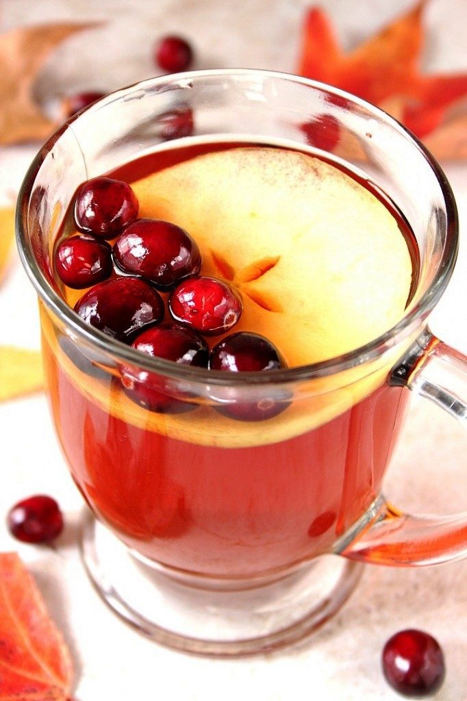Apple-cranberry-slow-cooker-tea-recipe