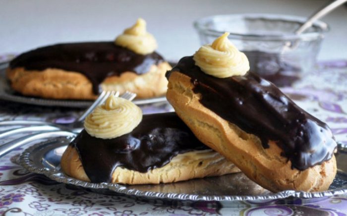 Chocolate-eclair-dessert-recipe