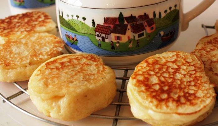 Ahhhh-crumpets