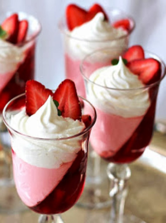  A breakfast strawberry parfait in a glass. 