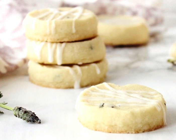 Lavender-shortbread-cookies