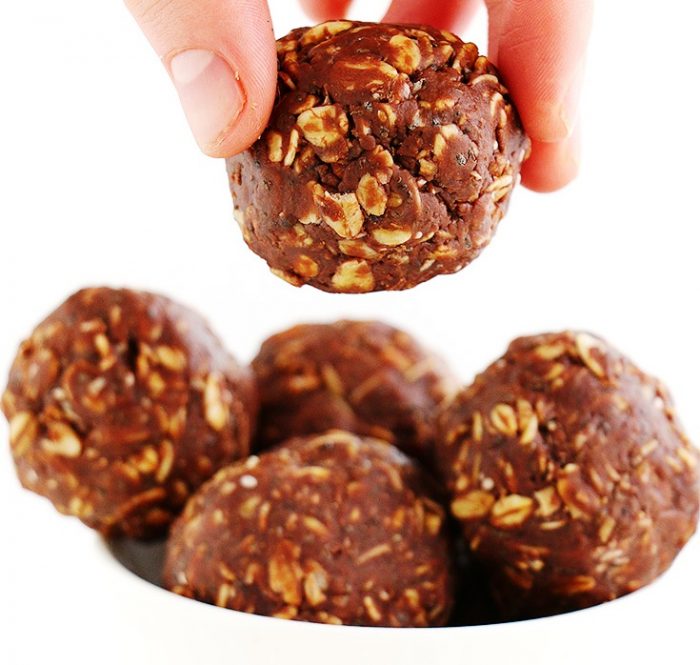 This easy, 4-ingredient Nutella Chia Energy Bites recipe only takes five minutes to make and is packed with protein and fiber. These oatmeal energy balls are also no-bake and gluten-free.