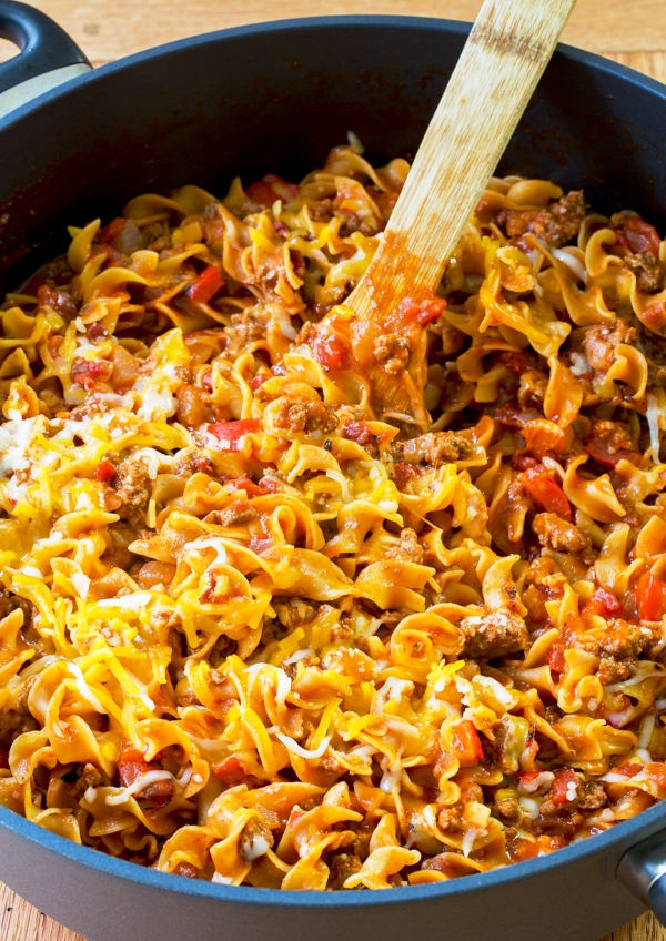 One-pot-sloppy-joe-noodle-skillet