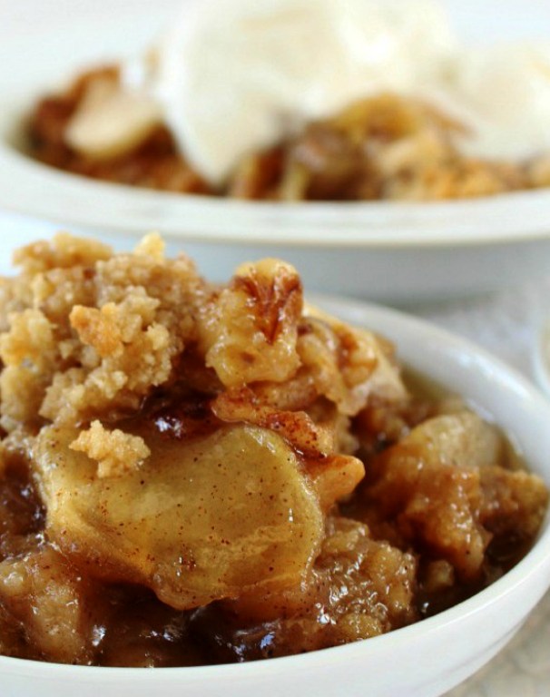 Apple-pear-walnut-crisp