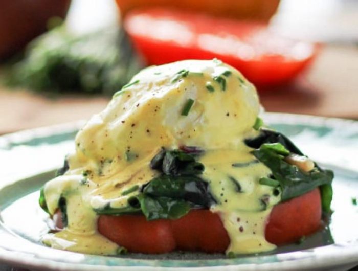 Heirloom-tomato-and-swiss-chard-eggs-benedict