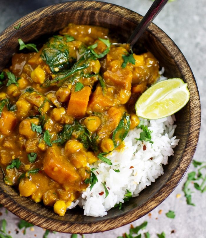 Sweet-potato-chickpea-and-spinach-coconut-curry
