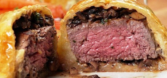 Mini-beef-wellingtons