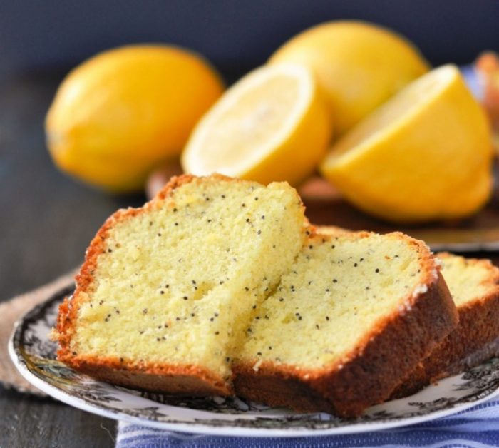 Easy-glazed-lemon-poppy-seed-bread