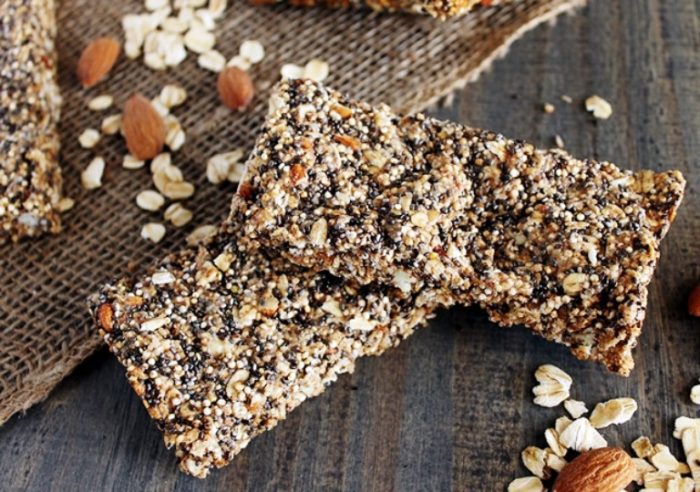 Quinoa-chia-seed-protein-bars