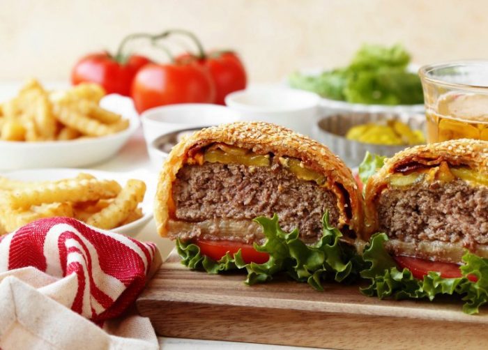 Bacon-cheeseburger-wellington