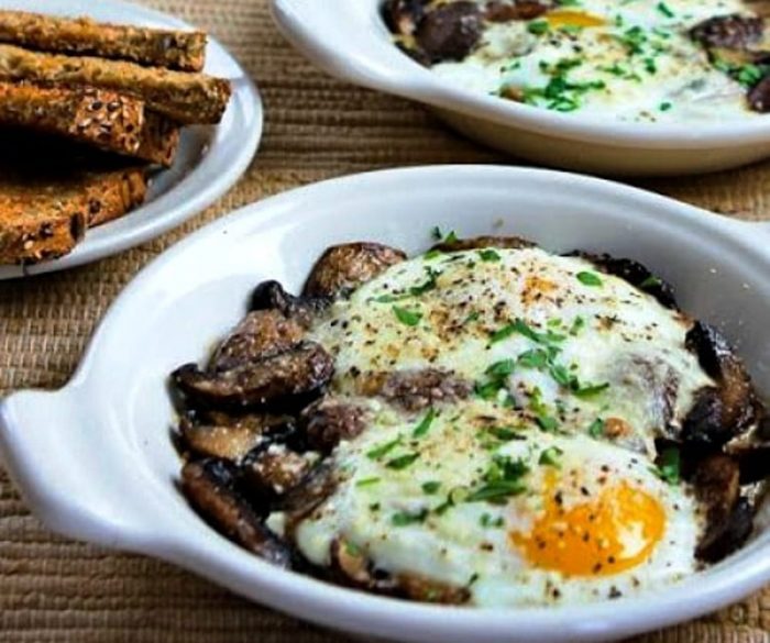 Baked-eggs-mushrooms-parmesan