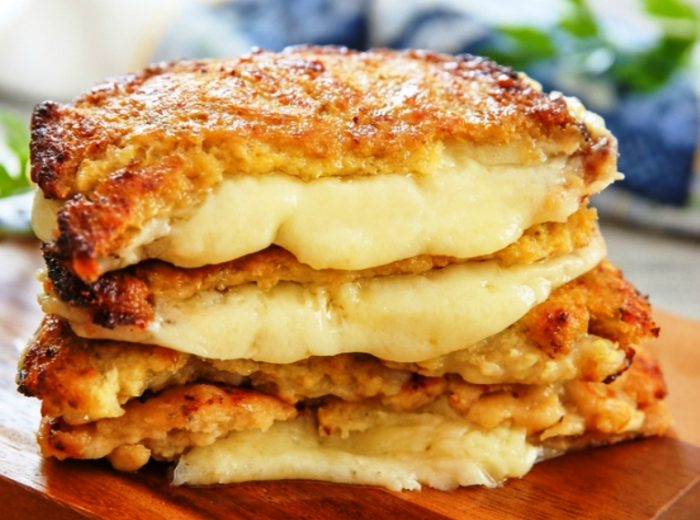 Cauliflower-crusted-grilled-cheese-sandwiches