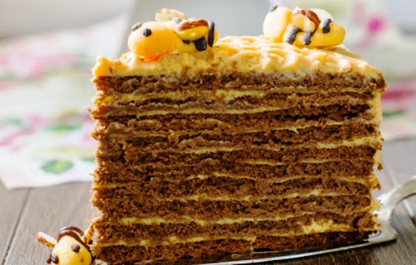 Honeycomb-cake