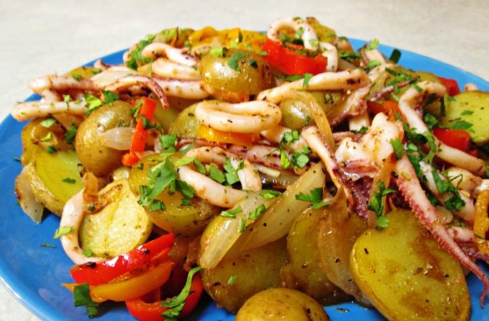 Sauteed-squid-with-onions-potatoes-and-peppers