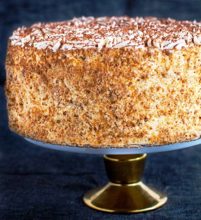 Tiramisu cake
