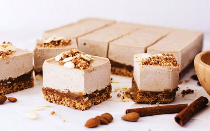 Almond-caramel-cheesecake