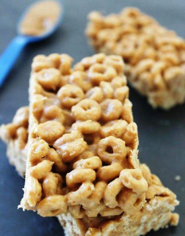 Peanut-butter-cheerio-bars-recipe