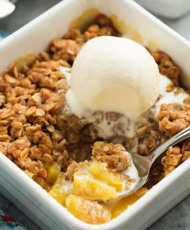 Pineapple-crisp
