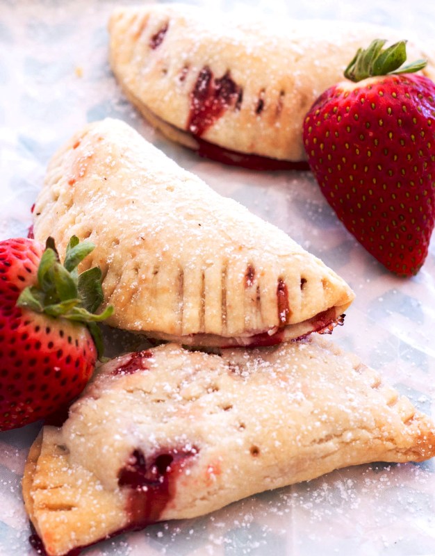 Strawberry-hand-pies