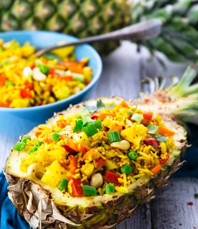 Easy-pineapple-fried-rice-recipe-vegan