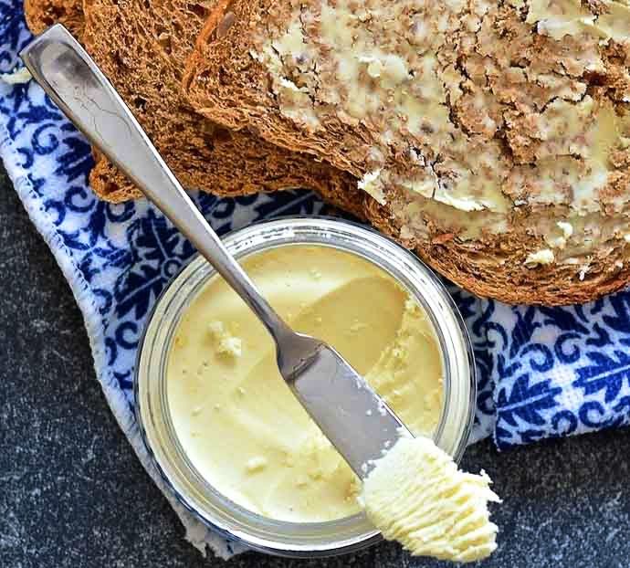 The best-tasting vegan butter! It's plant-based, super buttery, smooth, rich & creamy & can be made in minutes. Use it for all of your spreading, baking, and frying needs.
