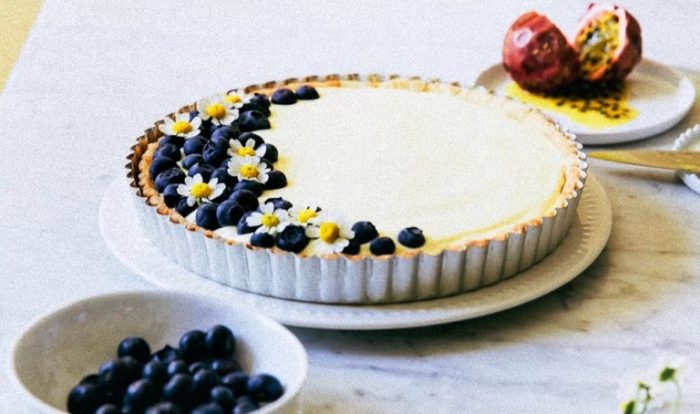 Passionfruit-and-blueberry-cream-tart