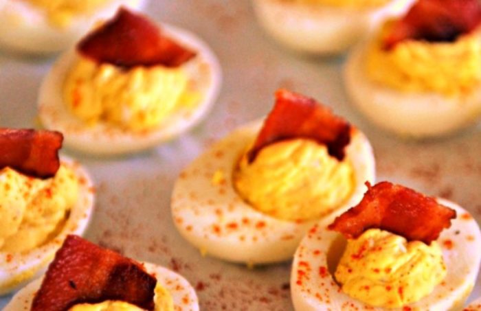 Don’t miss this super simple, easy-to-follow recipe for perfect deviled eggs with BACON.