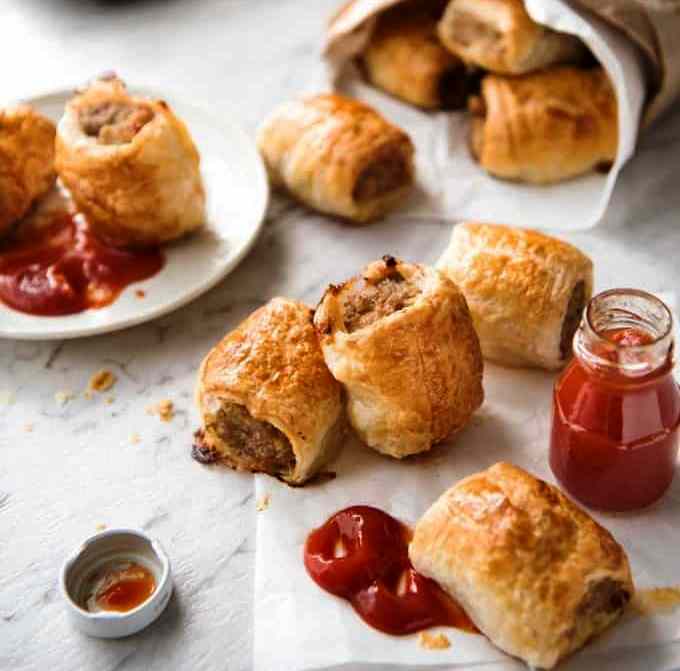 EASY classic homemade sausage rolls recipe that I dare say rivals the famous Bourke St Bakery, declared by many as the best sausage rolls in Australia!