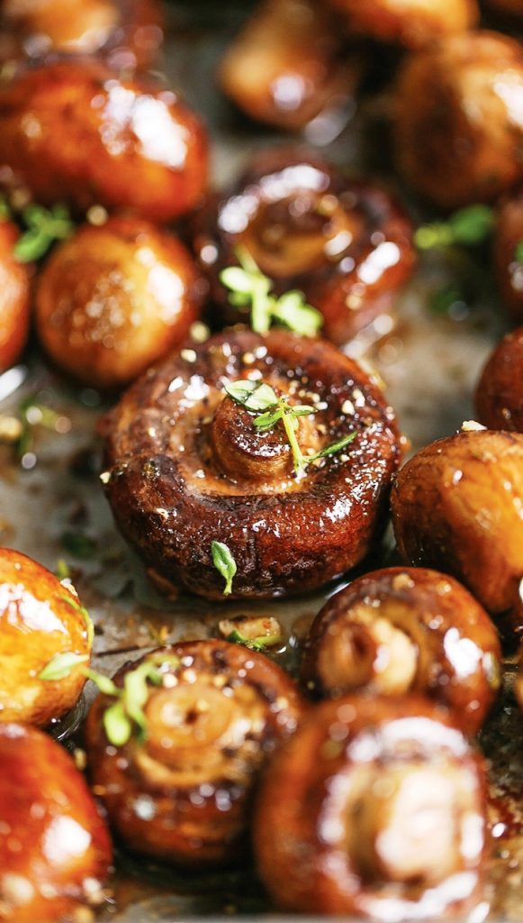 Sheet-pan-garlic-butter-mushrooms