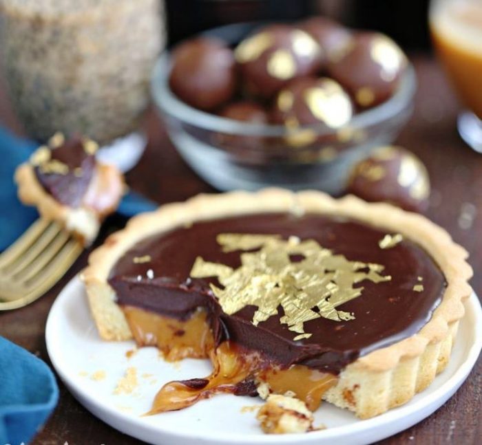 Chocolate-caramel-tarts