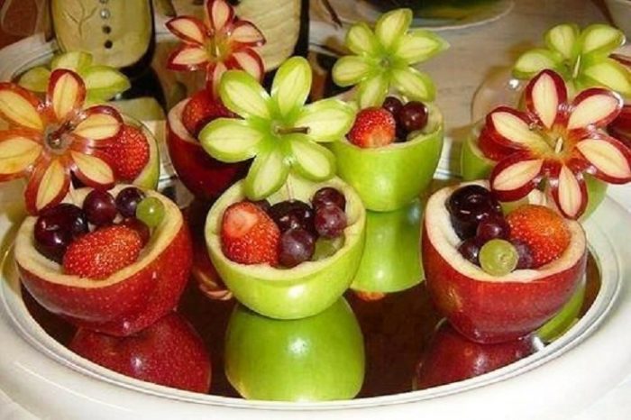 Fruit cups