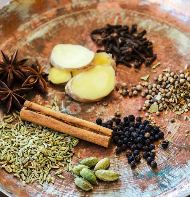 5-spices-you-need-for-homemade-chai