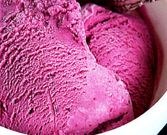 Healthy-berry-ice-cream