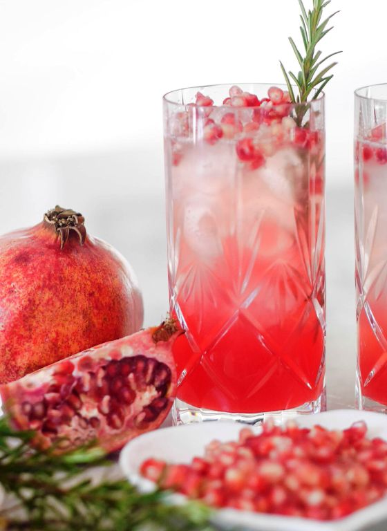 Pomegranate-rosemary-gin