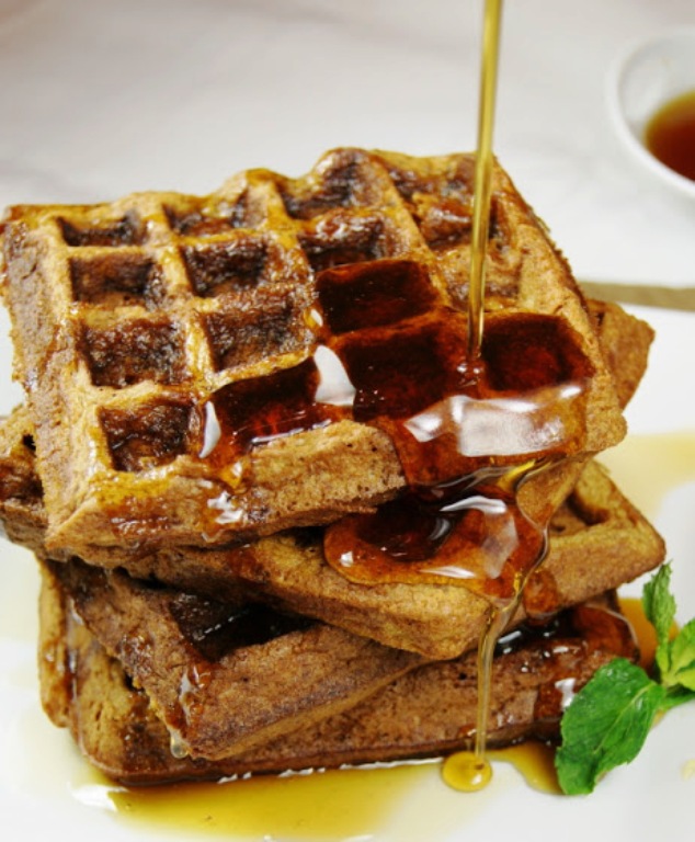 All the delicious molasses and spice flavor of gingerbread cookies, in yummy waffle form.  Having Gingerbread Waffles for Christmas breakfast is one of our favorite family holiday traditions.
