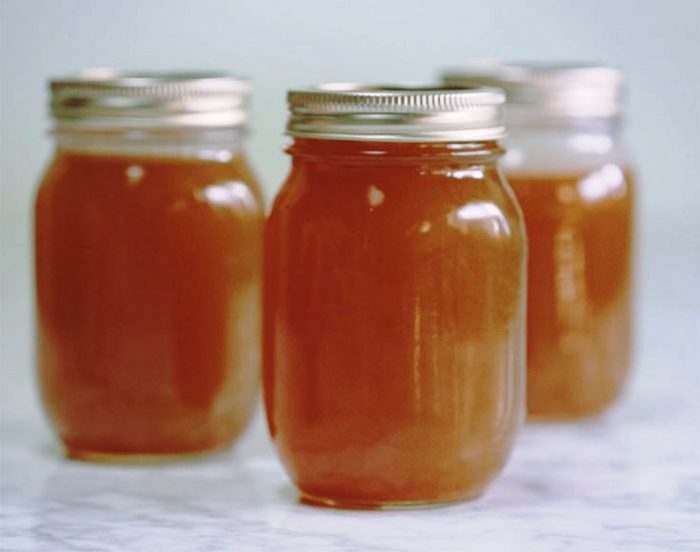 Gut-health-boosting-beef-bone-broth