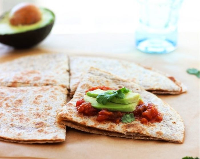 Okay, so these refried beans are the key player in this quesadilla game because they already have lots of flavah cooked right in. And everything in the ingredient list is recognizable which is always a good thing.