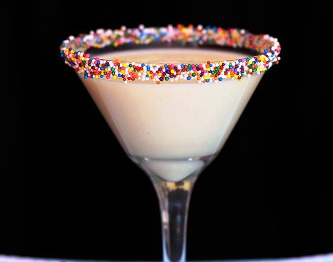 This little gem is a Funfetti Eggnog Martini (and is delicious like my Peppermint Eggnog Martini). 