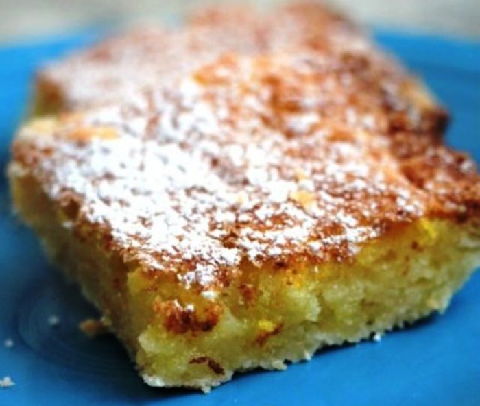 Summertime makes me think of good old-fashioned lemon bars. I used to make them all the time when I was learning how to cook, but I haven’t made them in a long time.