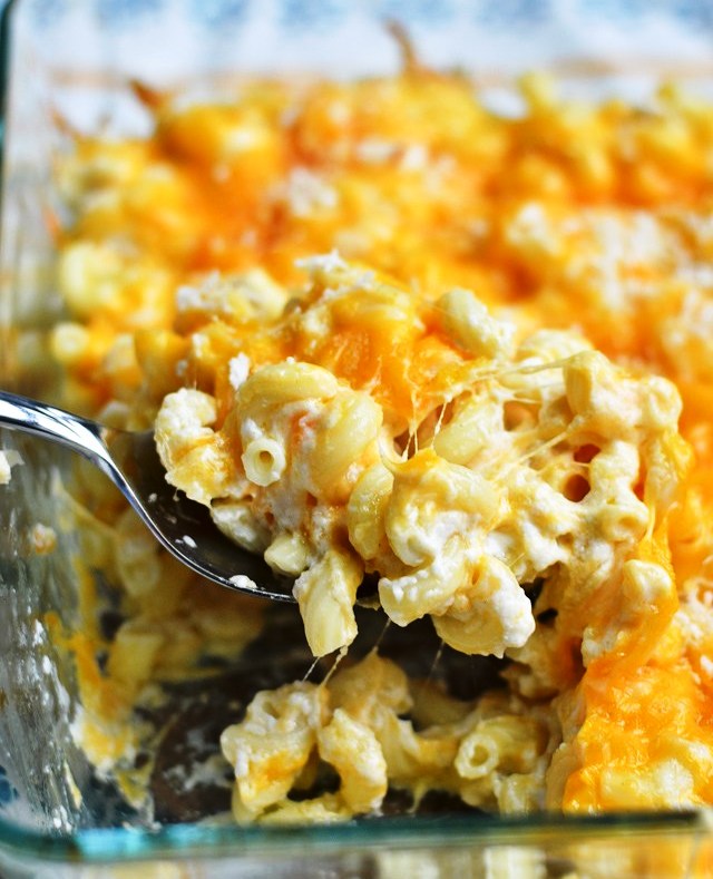 What makes this recipe magical is that the yogurt replaces the high calorie white sauce that would typically fill the mac and cheese. I went ahead and included nutrition facts for this recipe just so that you can see what a difference using the greek yogurt makes.