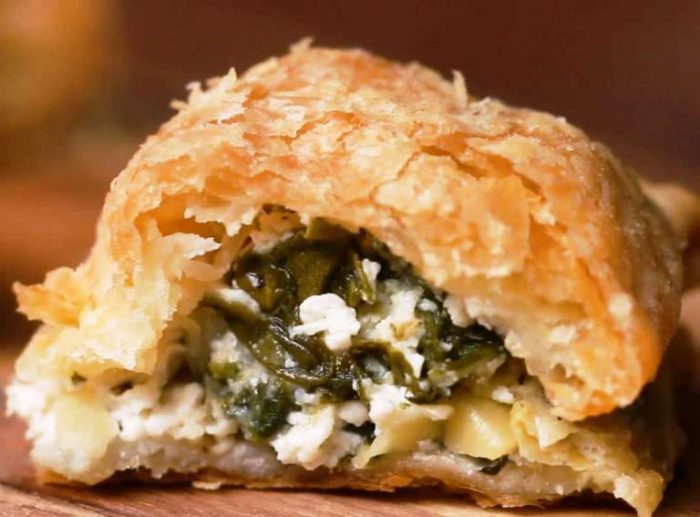 Savory-puff-pastry-pockets