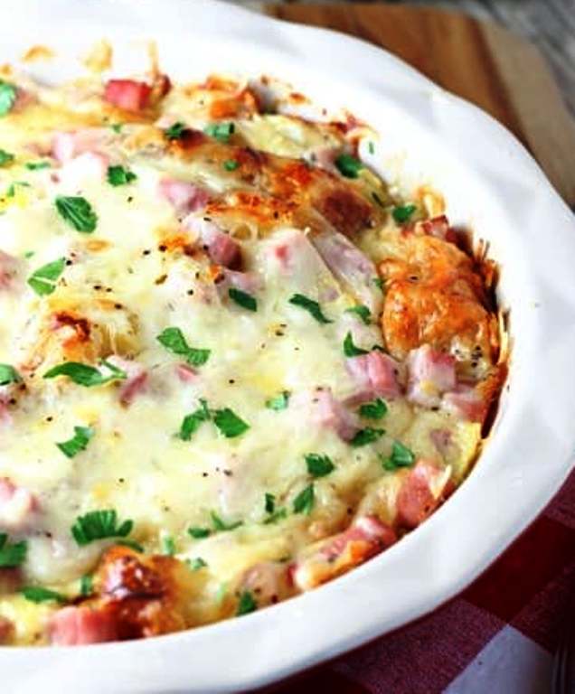 Ham-swiss-croissant-bake