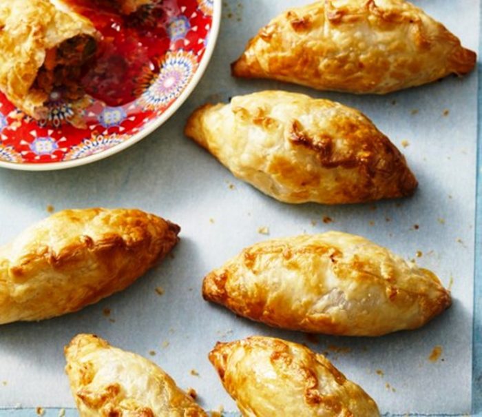 Baked-thai-curry-puffs
