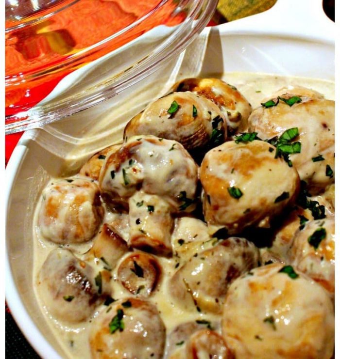 Creamy Garlic Mushrooms. This is a very quick, easy, and delicious recipe, perfect as a side, serve on toast for brunch, or add to some lovely pasta!