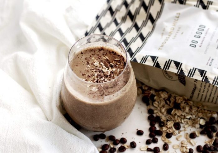 This healthy coffee banana smoothie recipe is vegan, gluten-free, and dairy-free! An easy breakfast on-the-go that’s packed with oats, chia seeds, coffee, and more good-for-you ingredients that are sure to keep you full and satisfied.