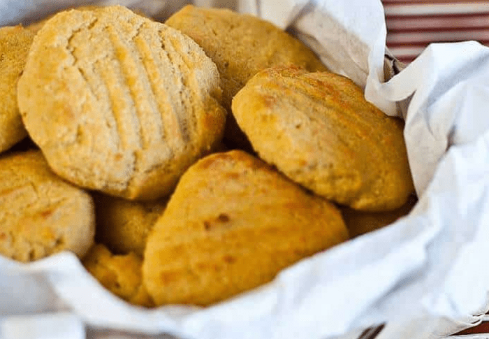 Sometimes only a soft, buttery biscuit will do. (I’ve found this to be especially true when I’m pregnant!) And when those cravings happen, these coconut flour biscuits really hit the spot!