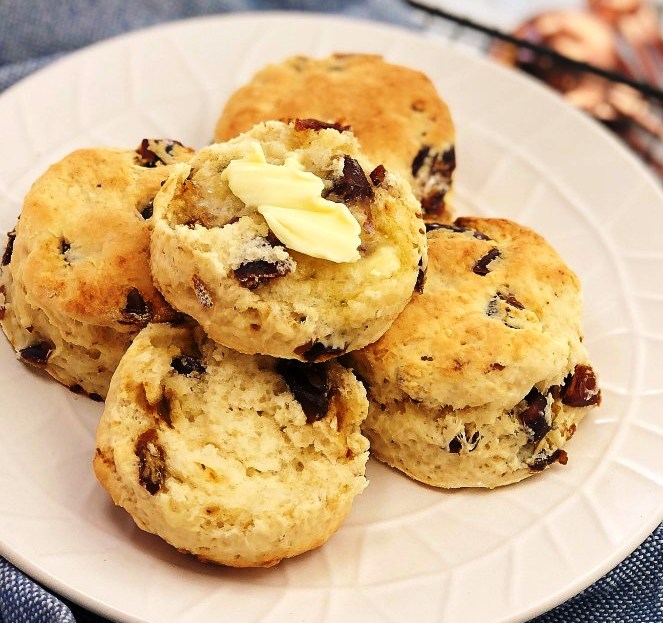 easy date scones