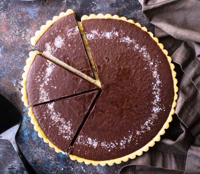 Salted-caramel-chocolate-tart