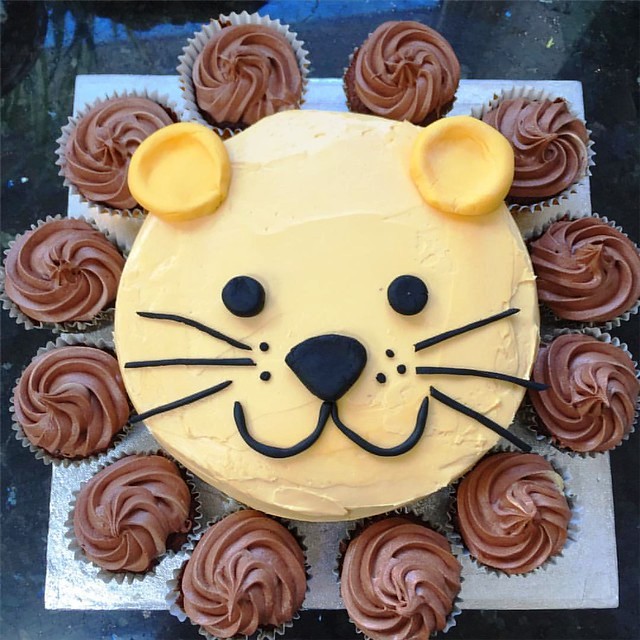 Lion birthday cake